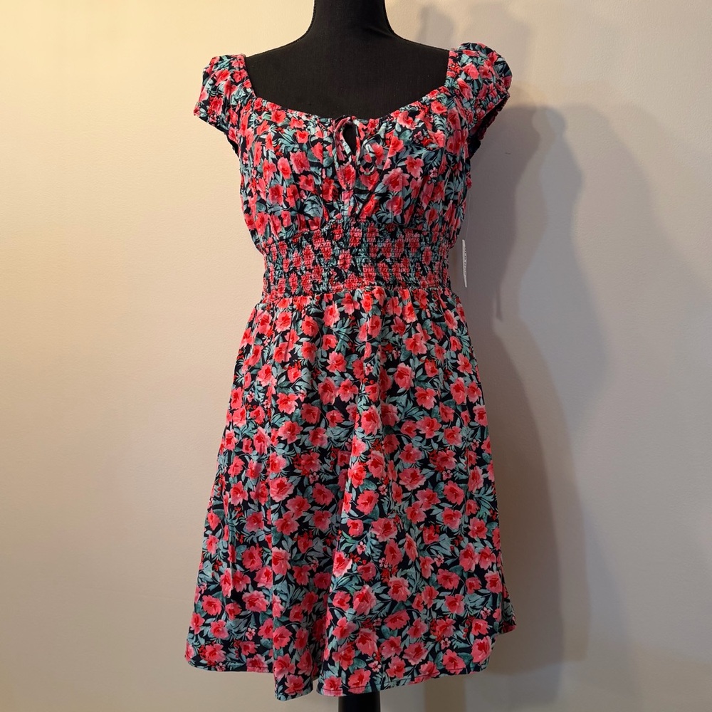 NWT Old Navy Womens M Pink Floral Smocked Waist Cap Sleeve Short Dress‎ Tie Neck